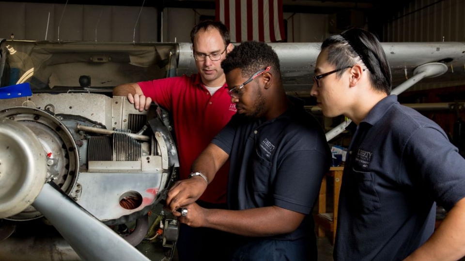 Aircraft Maintenance Training and Certification Guide