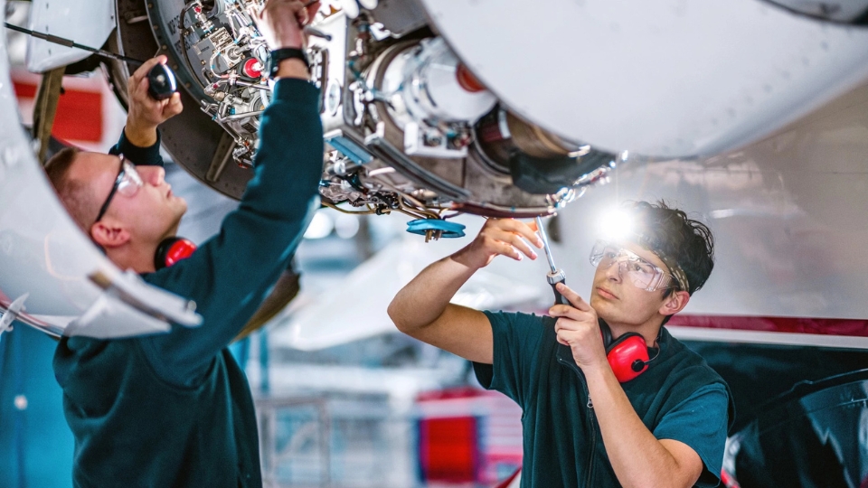 Aircraft Maintenance Training and Certification Guide