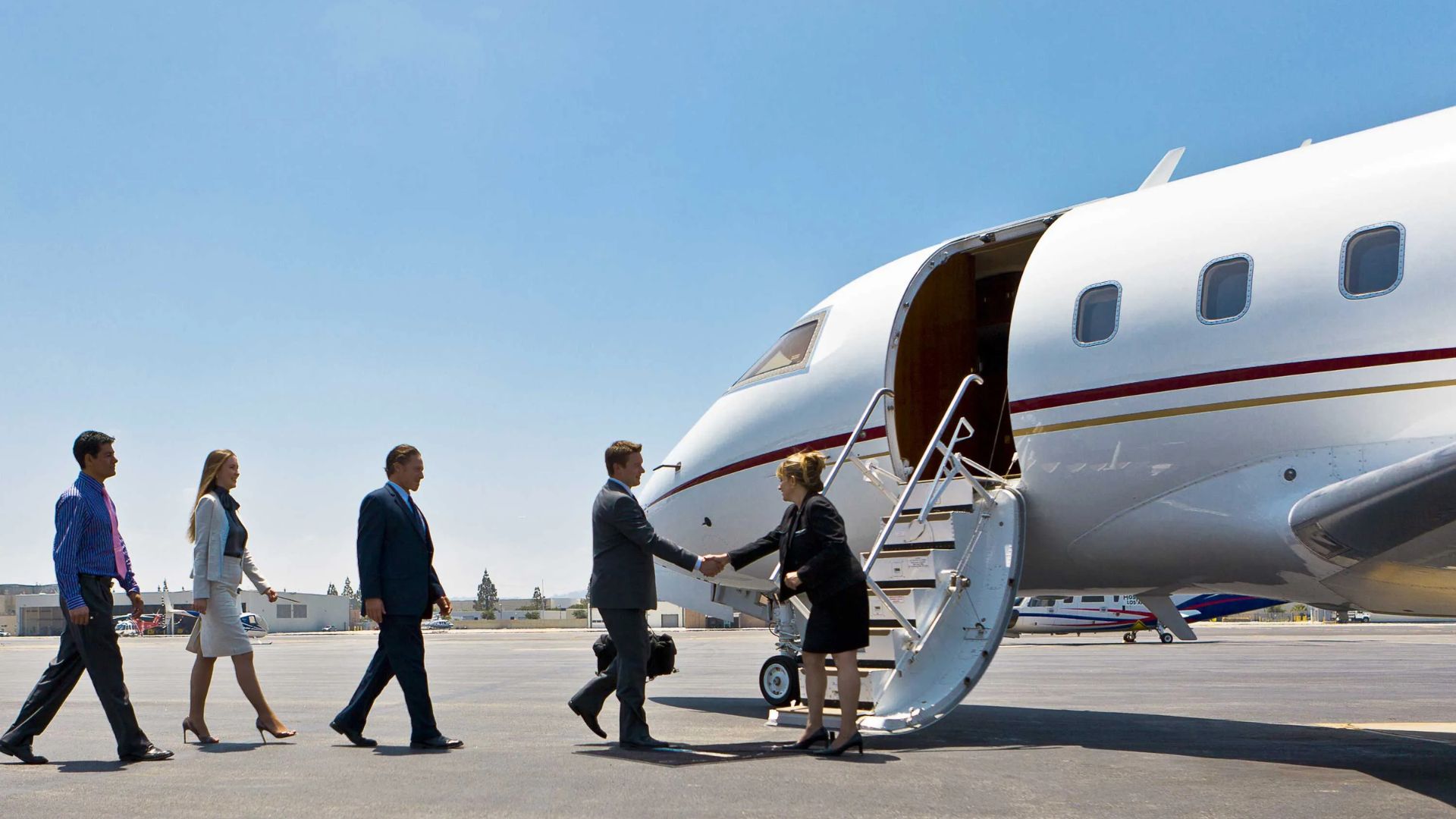 Optimizing Daily Flight Services