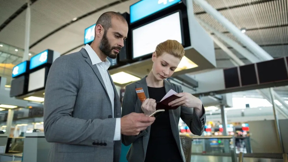 Top Tips for Improving Airline Customer Experience
